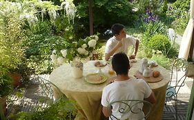 Chambres Au Jardin