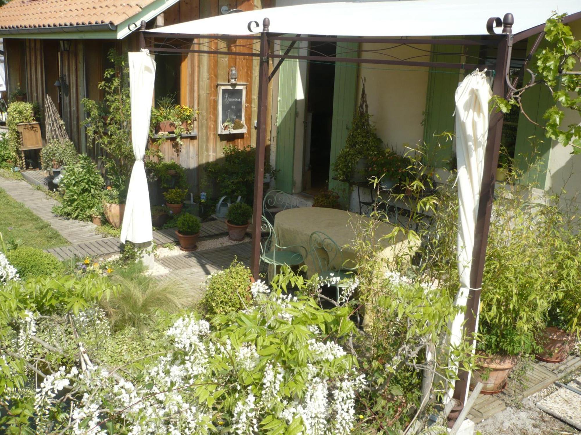Chambres Au Jardin Biscarrosse Extérieur photo